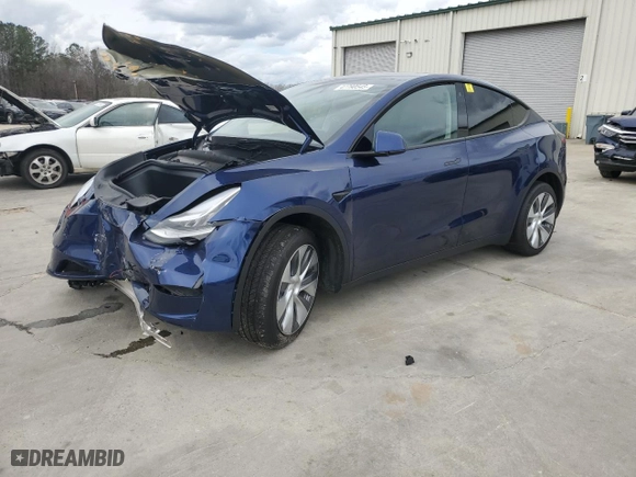 2023 Tesla Model Y Long Range with VIN 7SAYGDEE2PA096705, listed as a Copart auction lot 47790545 with 9,195 mi miles and Salvage Title. Bid and sale history available at carsss.com. Image 1.