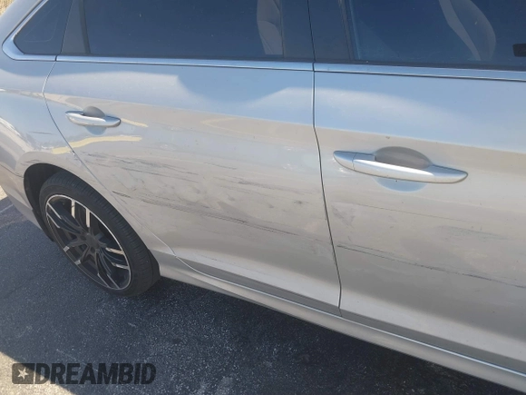 2019 Hyundai Sonata SE with VIN 5NPE24AF3KH810903, listed as a IAAI auction lot 41831371 with 68,317 mi miles and . Bid and sale history available at carsss.com. Image 18.