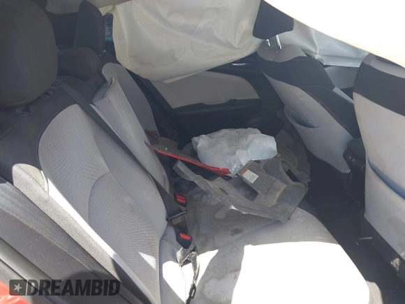 2020 Toyota Prius L Eco z VIN JTDKARFU0L3109596, wystawiony jako IAAI lot #41950366 z przebiegiem Nie podano mil oraz . Historia ofert i sprzedaży dostępna na DreamBid. Obrazek 8.