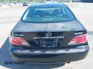 2003 Lexus ES 300 with VIN JTHBF30G030105534, listed as a IAAI auction lot 42127102 with 310,949 mi miles and . Bid and sale history available at DreamBid. Image 16.