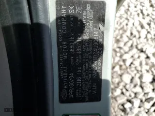2004 Hyundai Elantra GLS with VIN KMHDN46D24U906147, listed as a Copart auction lot 78170704 with 179,207 mi miles and Clean Title. Bid and sale history available at carsss.com. Image 12.