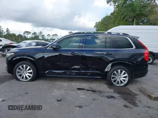 2017 Volvo XC90 Momentum with VIN YV4A22PK7H1110760, listed as a IAAI auction lot 41528500 with 97,610 mi miles. Bid and sale history available at carsss.com. Image 14.