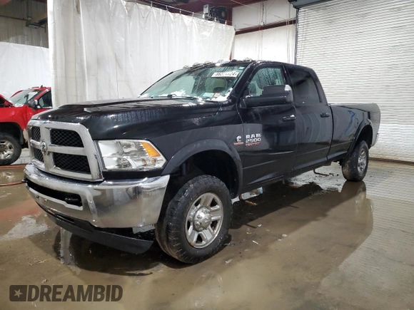 2017 Ram 2500 Tradesman z VIN 3C6UR5HLXHG779912, wystawiony jako Copart lot #86354724 z przebiegiem 184 920 mil mil oraz Szkoda całkowita • Salvage title. Historia ofert i sprzedaży dostępna na DreamBid. Obrazek 1.