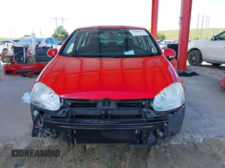 2009 Volkswagen Rabbit S with VIN WVWDA71KX9W142227, listed as a IAAI auction lot 41660811 with 47,108 mi miles. Bid and sale history available at carsss.com. Image 13.