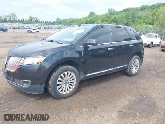 2012 Lincoln MKX z VIN 2LMDJ8JK8CBL17752, wystawiony jako IAAI lot #42430515 z przebiegiem 220 452 mil mil oraz . Historia ofert i sprzedaży dostępna na DreamBid. Obrazek 2.
