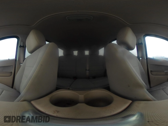 2011 Ford Escape XLT с VIN 1FMCU9D7XBKB32540, выставлен на аукционе IAAI как лот 42327433 с пробегом 73 075 миль миль и . История ставок и продаж доступна на DreamBid. Изображение 18.