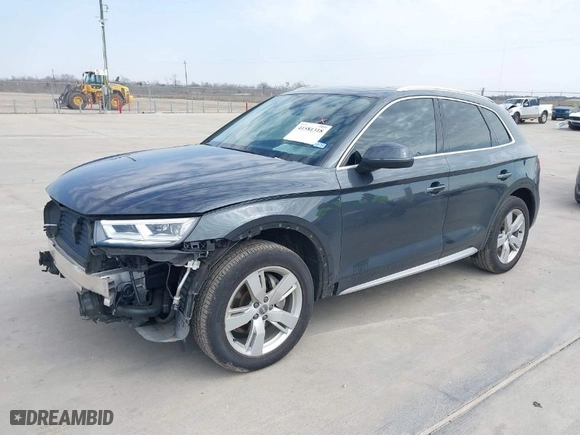 2019 Audi Q5 Premium Plus with VIN WA1BNAFY0K2135770, listed as a IAAI auction lot 41581318 with 39,792 mi miles. Bid and sale history available at carsss.com. Image 2.