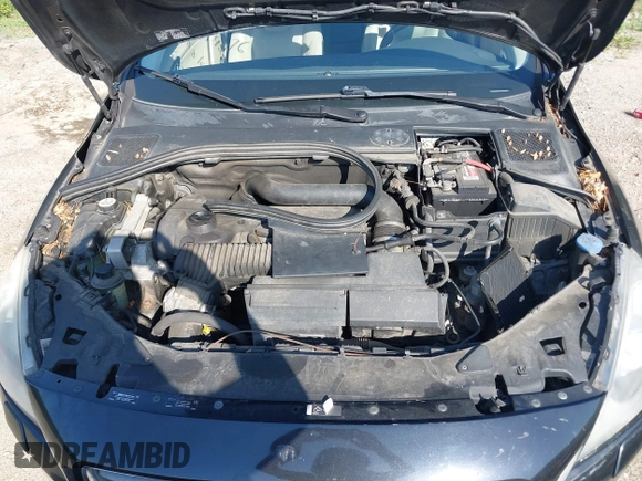 2012 Volvo S60 T5 with VIN YV1622FS4C2109850, listed as a IAAI auction lot 42594576 with 167,546 mi miles and . Bid and sale history available at DreamBid. Image 10.