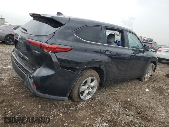2023 Toyota Highlander Hybrid LE with VIN 5TDBBRCH5PS586128, listed as a Copart auction lot 55253445 with 28,362 mi miles and Salvage title. Bid and sale history available at DreamBid. Image 3.
