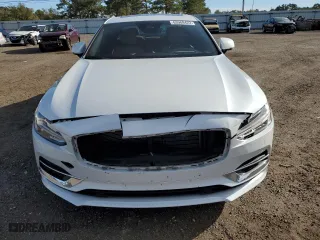 2017 Volvo S90 Inscription with VIN YV1A22ML7H1001726, listed as a Copart auction lot 44503433 with 95,559 mi miles. Bid and sale history available at carsss.com. Image 7.
