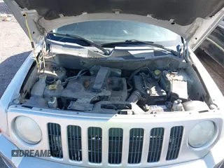 2009 Jeep Patriot Sport z VIN 1J4FT28B29D110728, wystawiony jako IAAI lot #41932676 z przebiegiem 194 442 mil mil oraz . Historia ofert i sprzedaży dostępna na DreamBid. Obrazek 10.