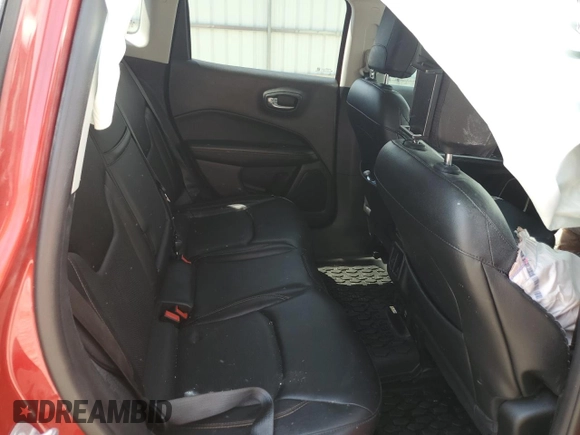 2018 Jeep Compass Limited с VIN 3C4NJDCB9JT135845, выставлен на аукционе Copart как лот 50916064 с пробегом 79 168 миль миль и Списание • Salvage title. История ставок и продаж доступна на DreamBid. Изображение 11.