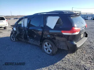 2012 Toyota Sienna LE AAS с VIN 5TDKK3DC3CS178320, выставлен на аукционе Copart как лот 89364215 с пробегом Не указан миль и Списание • Salvage title. История ставок и продаж доступна на DreamBid. Изображение 2.