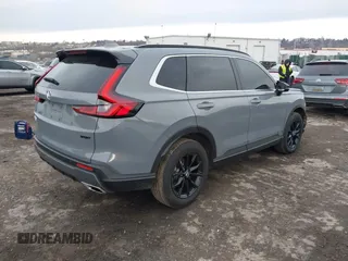 2025 Honda CR-V Sport-L with VIN 2HKRS6H82SH809942, listed as a IAAI auction lot 41504944 with 13,407 mi miles and . Bid and sale history available at DreamBid. Image 4.