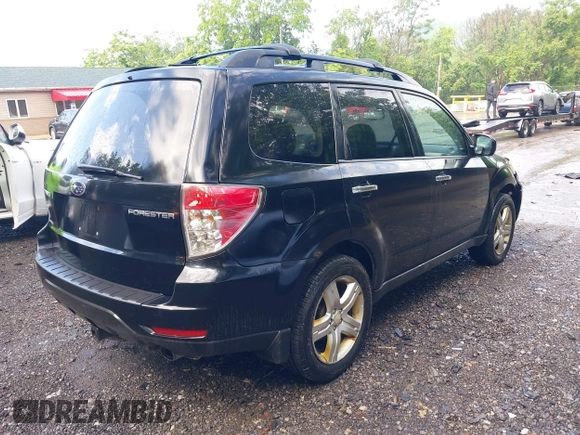 2009 Subaru Forester X with VIN JF2SH63619H738409, listed as a IAAI auction lot 42428672 with 190,636 mi miles and . Bid and sale history available at DreamBid. Image 4.