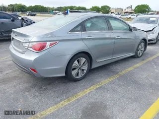 2015 Hyundai Sonata Hybrid Limited with VIN KMHEC4A4XFA119808, listed as a IAAI auction lot 41600740 with 52,458 mi miles. Bid and sale history available at carsss.com. Image 4.