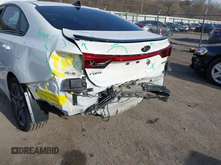 2021 Kia Forte GT-Line with VIN 3KPF34ADXME279657, listed as a IAAI auction lot 41946124 with 50,138 mi miles and . Bid and sale history available at DreamBid. Image 6.