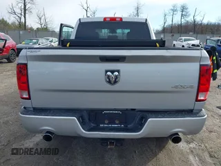 2014 Ram 1500 Express z VIN 1C6RR7FTXES136971, wystawiony jako IAAI lot #41845334 z przebiegiem 94 893 mil mil oraz . Historia ofert i sprzedaży dostępna na DreamBid. Obrazek 16.