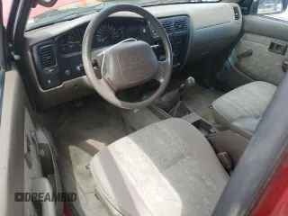 2000 Toyota Tacoma with VIN 4TAWN72N2YZ620655, listed as a Copart auction lot 60704065 with 257,636 mi miles and Salvage title. Bid and sale history available at DreamBid. Image 8.