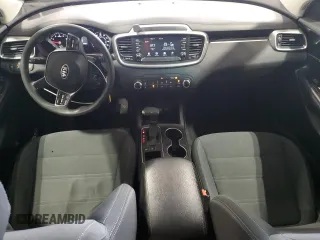 2019 Kia Sorento LX with VIN 5XYPGDA35KG461864, listed as a Copart auction lot 49346355 with 80,963 mi miles and Salvage Title. Bid and sale history available at DreamBid. Image 8.