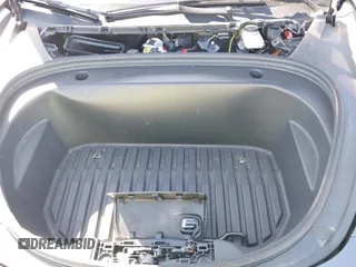 2022 Tesla Model 3 Long Range with VIN 5YJ3E1EB3NF290550, listed as a IAAI auction lot 41826287 with 67,648 mi miles and . Bid and sale history available at DreamBid. Image 10.