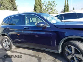 2019 Mercedes-Benz GLC with VIN WDC0G4JB6KF567472, listed as a IAAI auction lot 41691934 with 82,872 mi miles. Bid and sale history available at carsss.com. Image 13.
