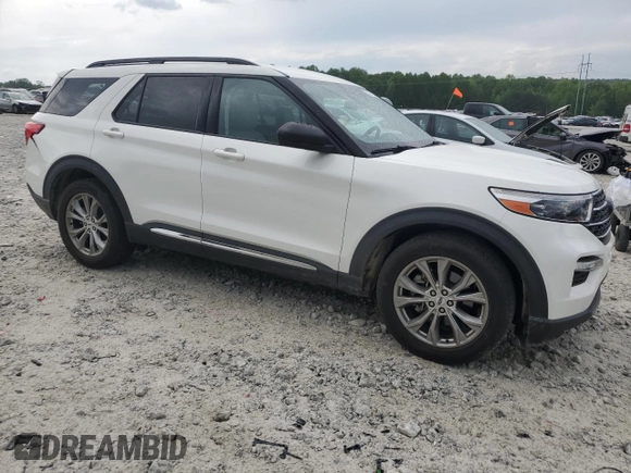 2020 Ford Explorer XLT z VIN 1FMSK7DH1LGB80124, wystawiony jako Copart lot #53377115 z przebiegiem 107 779 mil mil oraz Szkoda całkowita • Salvage title. Historia ofert i sprzedaży dostępna na DreamBid. Obrazek 4.