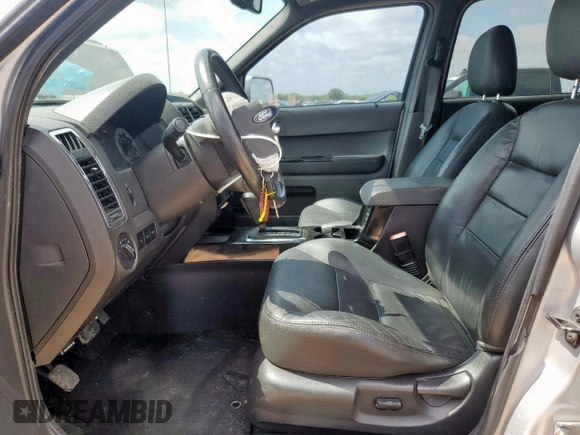 2008 Ford Escape Limited with VIN 1FMCU04168KE63521, listed as a Copart auction lot 60372185 with 98,358 mi miles and Salvage title. Bid and sale history available at DreamBid. Image 7.