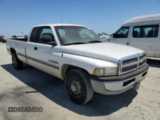 2001 Dodge 2500 z VIN 3B7KC23Z01G758102, wystawiony jako Copart lot #61303775 z przebiegiem 164 067 mil mil oraz Czysty tytuł • Clean title. Historia ofert i sprzedaży dostępna na DreamBid. Obrazek 4.