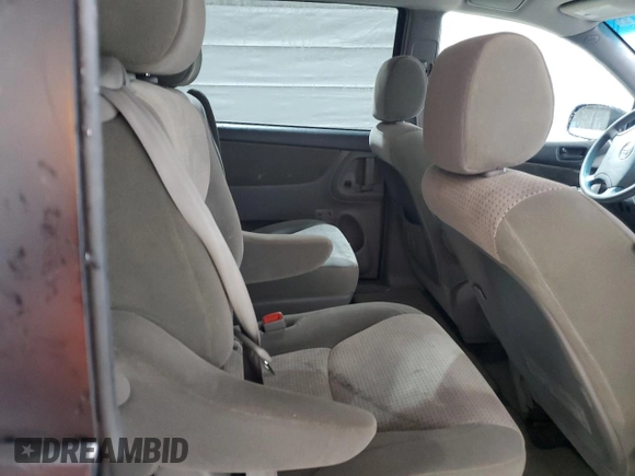 2007 Toyota Sienna CE with VIN 5TDZK23C07S090325, listed as a Copart auction lot 52096035 with 179,648 mi miles and Clean Title. Bid and sale history available at carsss.com. Image 11.