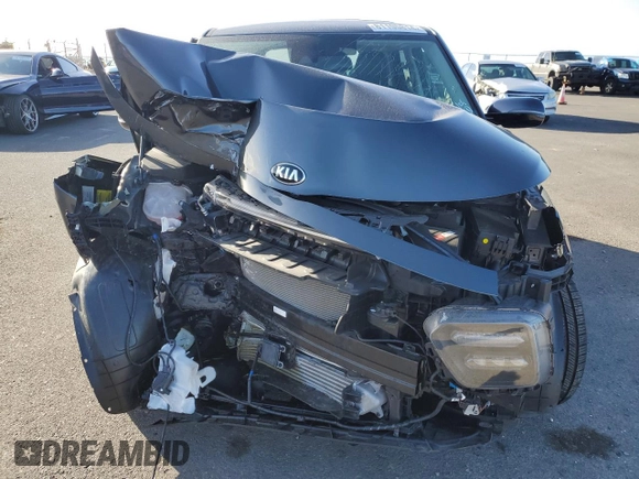 2021 Kia Soul Turbo with VIN KNDJ53AF6M7779086, listed as a Copart auction lot 81195814 with 7,479 mi miles and Salvage Title. Bid and sale history available at DreamBid. Image 5.