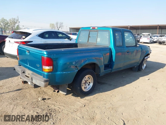 1997 Ford Ranger XL with VIN 1FTCR14A2VPA82467, listed as a IAAI auction lot 41871581 with 299,206 mi miles. Bid and sale history available at carsss.com. Image 4.
