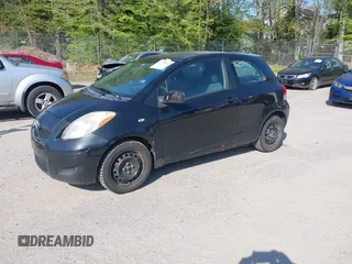 2010 Toyota Yaris z VIN JTDJT4K39A5292536, wystawiony jako IAAI lot #42229412 z przebiegiem 152 195 mil mil oraz . Historia ofert i sprzedaży dostępna na DreamBid. Obrazek 2.