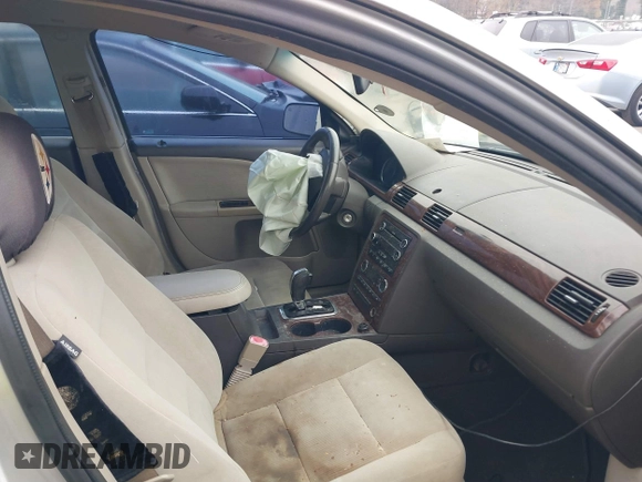 2009 Ford Taurus SEL with VIN 1FAHP24W39G102833, listed as a IAAI auction lot 40892334 with 288,418 mi miles. Bid and sale history available at carsss.com. Image 5.