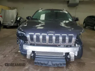 2019 Jeep Cherokee Latitude with VIN 1C4PJMCB8KD279516, listed as a Copart auction lot 53714075 with 90,119 mi miles and Clean title. Bid and sale history available at DreamBid. Image 5.