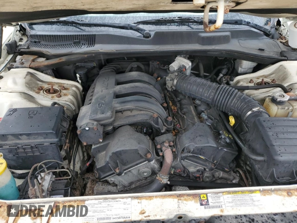 2008 Chrysler 300 LX with VIN 2C3LA43RX8H327674, listed as a Copart auction lot 74428474 with 40,559 mi miles and Salvage Title. Bid and sale history available at carsss.com. Image 11.