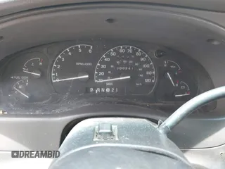 2001 Ford Ranger XL z VIN 1FTYR14V11TA96676, wystawiony jako IAAI lot #42387906 z przebiegiem 200 941 mil mil oraz . Historia ofert i sprzedaży dostępna na DreamBid. Obrazek 7.