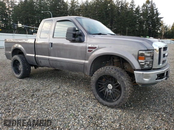 2008 Ford Super Duty F-250 SRW XL with VIN 1FTSX21R98EB09004, listed as a Copart auction lot 85562854 with 136,527 mi miles and Clean Title. Bid and sale history available at carsss.com. Image 4.