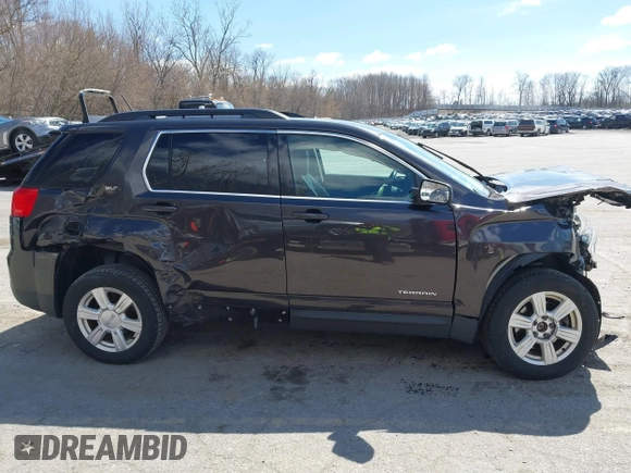 2015 GMC Terrain SLT z VIN 2GKFLXEK8F6433297, wystawiony jako IAAI lot #42055519 z przebiegiem 142 314 mil mil oraz . Historia ofert i sprzedaży dostępna na DreamBid. Obrazek 13.