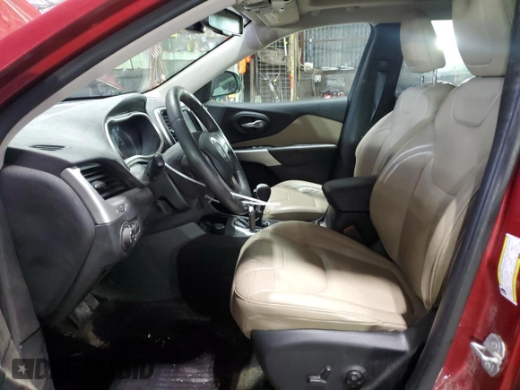 2017 Jeep Cherokee Limited z VIN 1C4PJMDB2HW595294, wystawiony jako Copart lot #57781645 z przebiegiem 164 695 mil mil oraz Szkoda całkowita • Salvage title. Historia ofert i sprzedaży dostępna na DreamBid. Obrazek 7.
