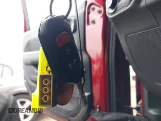 2021 Jeep Wrangler Unlimited Sahara z VIN 1C4HJXEG3MW720572, wystawiony jako IAAI lot #41899645 z przebiegiem 43 097 mil mil oraz . Historia ofert i sprzedaży dostępna na DreamBid. Obrazek 11.