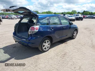 2007 Toyota Matrix STD z VIN 2T1KR32E07C658698, wystawiony jako IAAI lot #42208060 z przebiegiem 164 989 mil mil oraz . Historia ofert i sprzedaży dostępna na DreamBid. Obrazek 4.