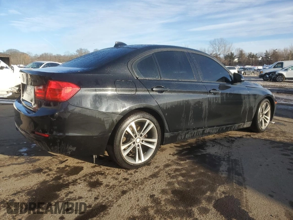 2015 BMW 3 Series 328i xDrive с VIN WBA3B5C59FF960920, выставлен на аукционе Copart как лот 45371575 с пробегом 136 260 миль миль и Списание • Salvage title. История ставок и продаж доступна на DreamBid. Изображение 3.