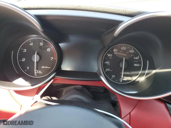 2019 Alfa Romeo Giulia with VIN ZARFANANXK7609658, listed as a Copart auction lot 53039485 with 0 mi miles and Clean Title. Bid and sale history available at carsss.com. Image 9.