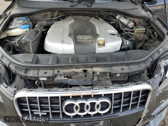 2015 Audi Q7 3.0L TDI Vorsprung Edition with VIN WA1WMCFE2FD011175, listed as a Copart auction lot 68543674 with 259,681 mi miles and Salvage Title. Bid and sale history available at carsss.com. Image 12.