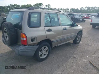 2003 Chevrolet Tracker z VIN 2CNBJ13C436944408, wystawiony jako IAAI lot #42362880 z przebiegiem 213 813 mil mil oraz . Historia ofert i sprzedaży dostępna na DreamBid. Obrazek 4.