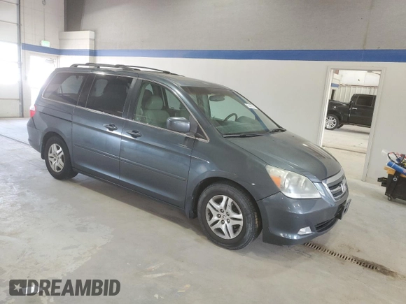2005 Honda Odyssey TOURING with VIN 5FNRL38865B093514, listed as a Copart auction lot 53343605 with 218,562 mi miles and Clean Title. Bid and sale history available at carsss.com. Image 4.
