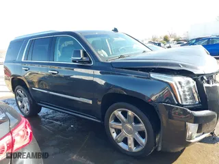 2019 Cadillac Escalade Premium Luxury with VIN 1GYS4CKJ1KR407662, listed as a IAAI auction lot 41519495 with 101,892 mi miles. Bid and sale history available at carsss.com. Image 13.