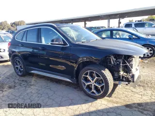 2018 BMW X1 xDrive28i with VIN WBXHT3C38J5K24660, listed as a Copart auction lot 44387043 with 59,786 mi miles. Bid and sale history available at carsss.com. Image 4.