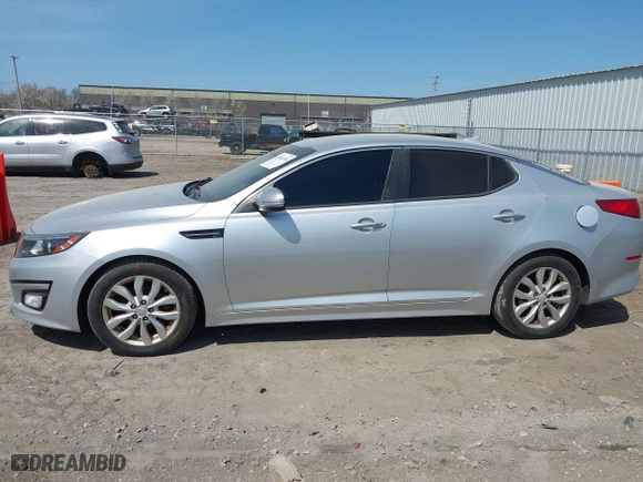 2015 Kia Optima EX with VIN 5XXGN4A7XFG423632, listed as a IAAI auction lot 42046548 with 190,941 mi miles. Bid and sale history available at carsss.com. Image 14.